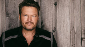 d0b550c2-blake-shelton-